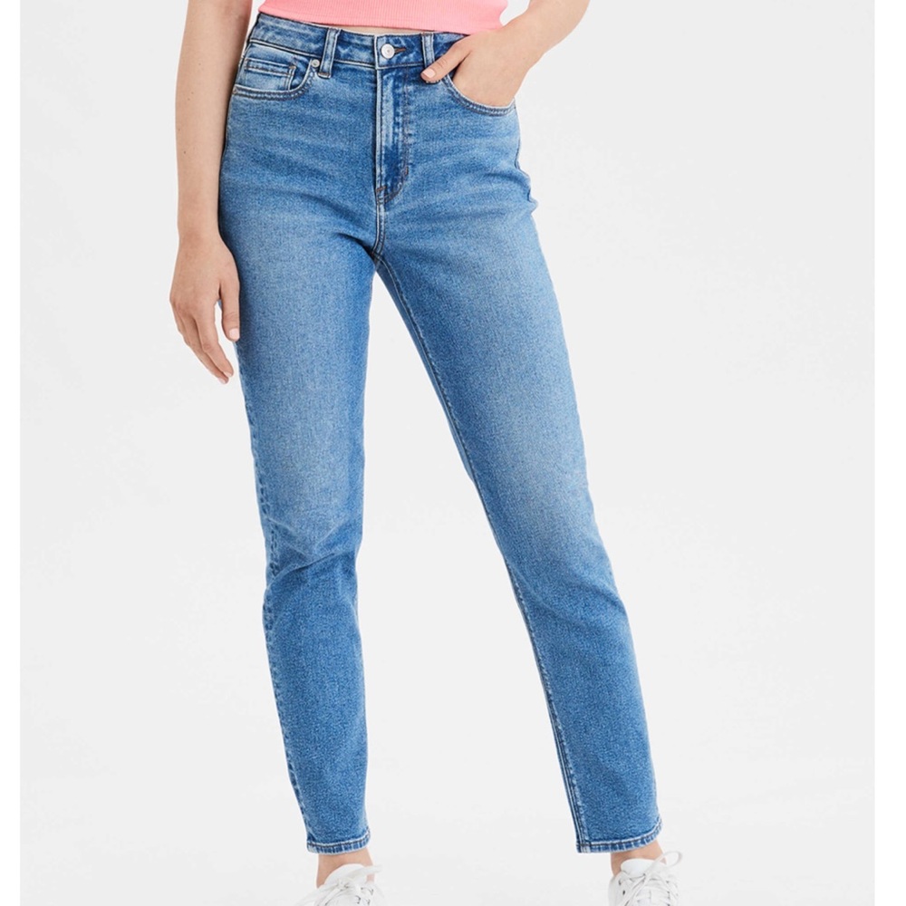 American Eagle Stretch Mom Jeans